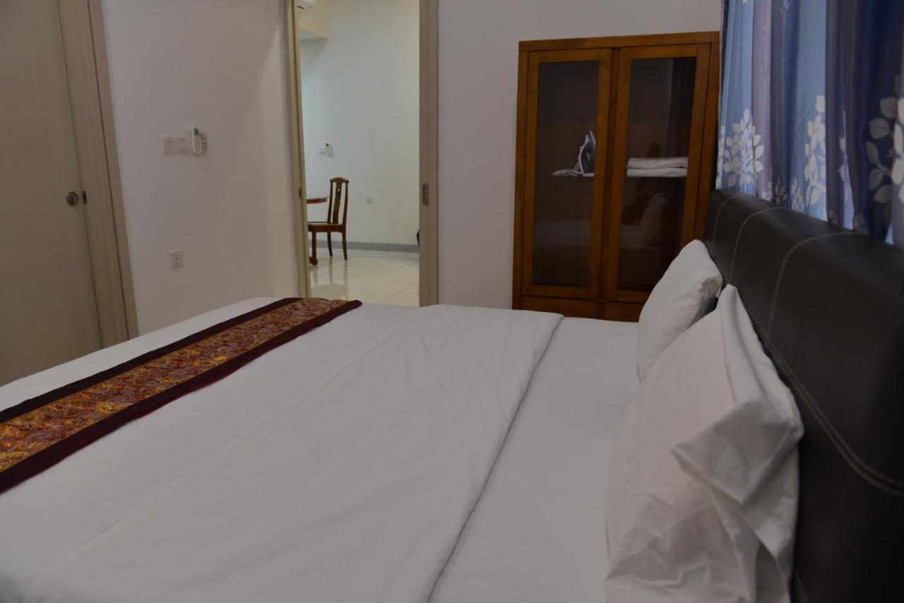 My Daily Homestay - Miri Times Square Eksteriør bilde