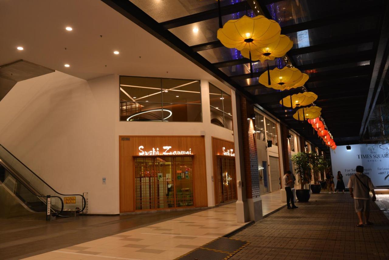 My Daily Homestay - Miri Times Square Eksteriør bilde